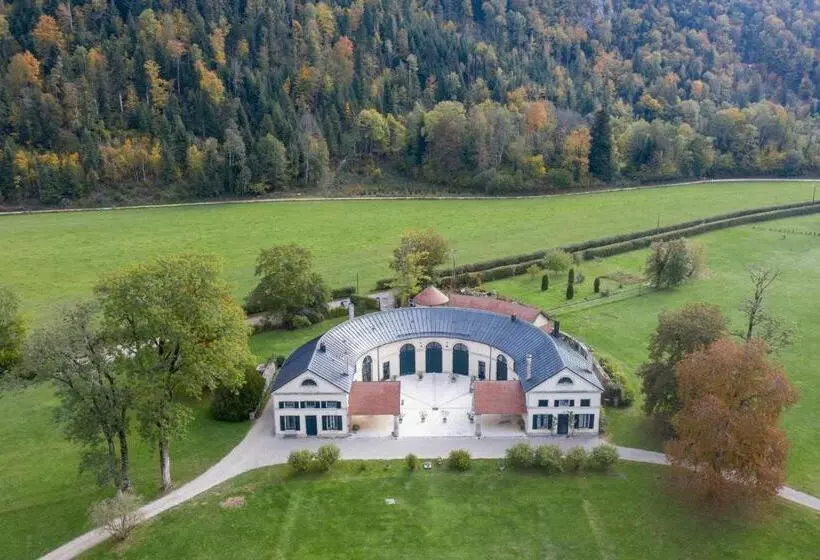 ペンション La Villa Palladienne   Château De Syam
