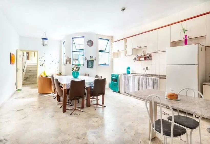 Vale Hostel