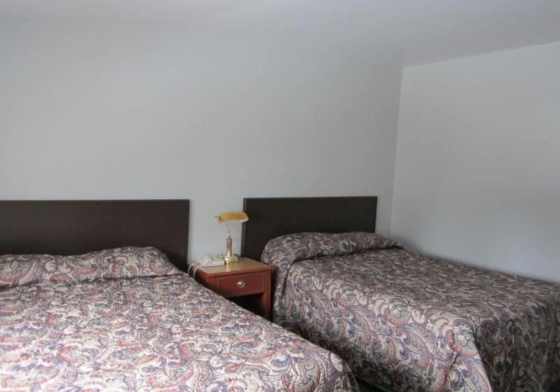 Bell Mountain Motel McBride