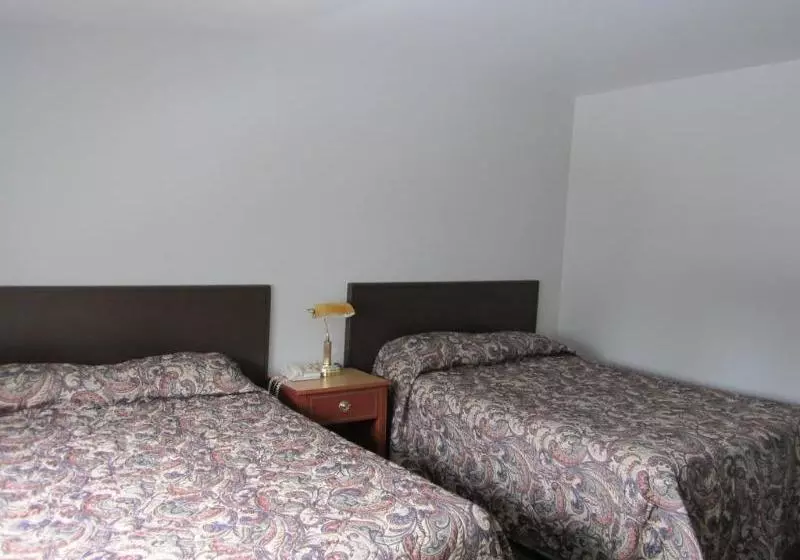 Bell Mountain Motel McBride