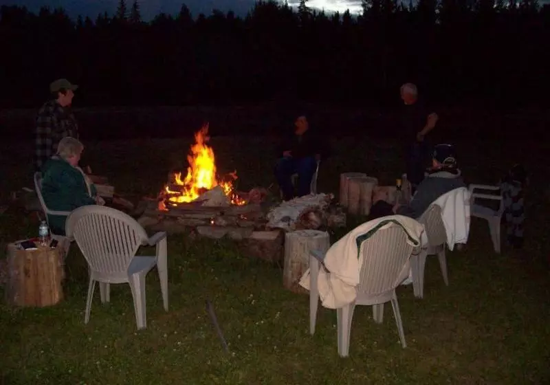 Bell Mountain Motel McBride