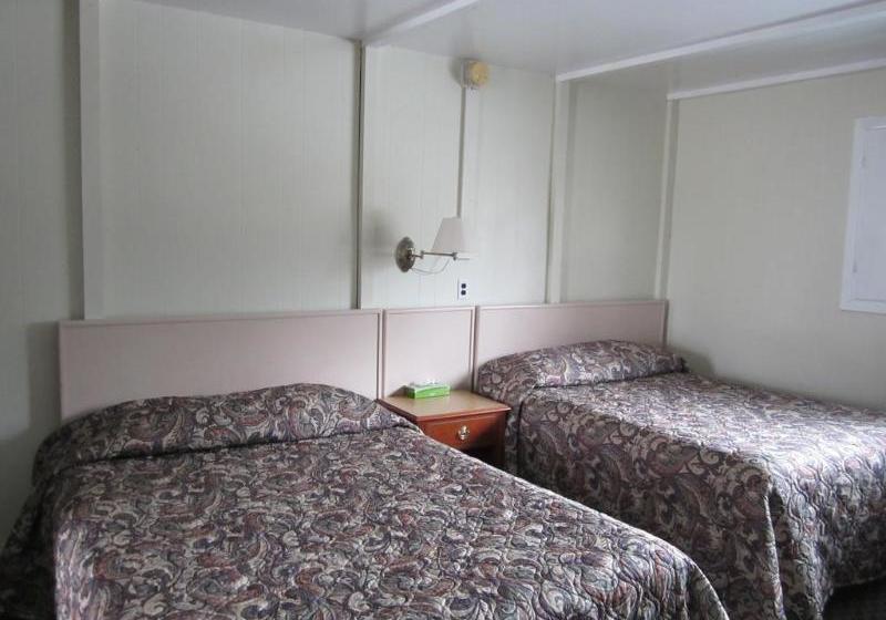 Bell Mountain Motel McBride