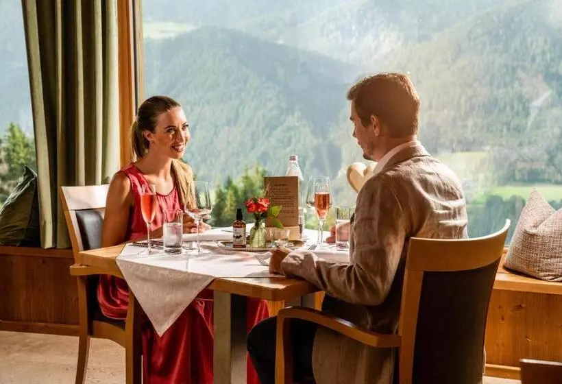 Otel Almwelt Austria