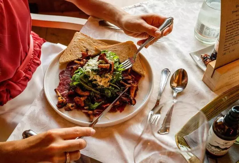 Otel Almwelt Austria