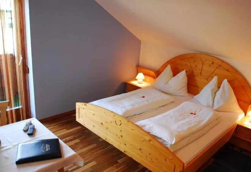 Bärnthaler Hotel Garni