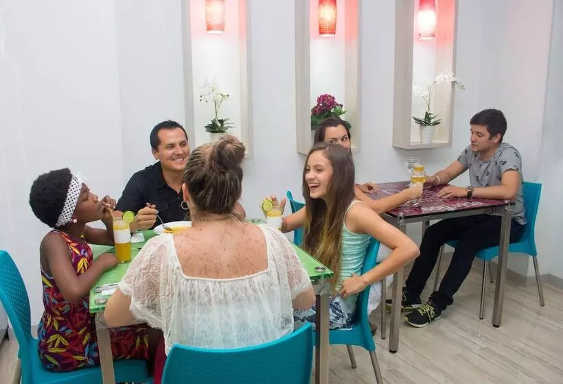 Отель Central Plaza Medellin