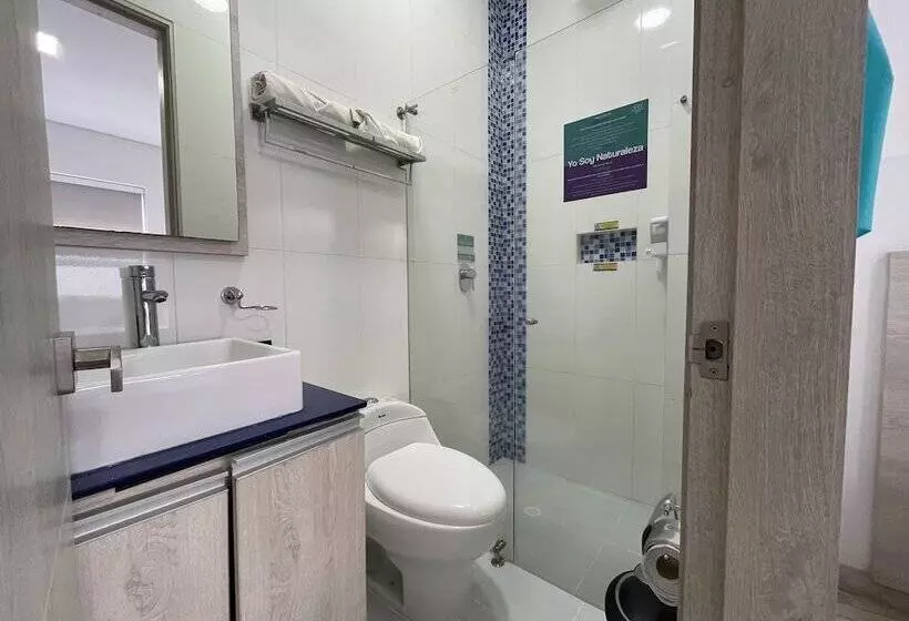 Отель Central Plaza Medellin