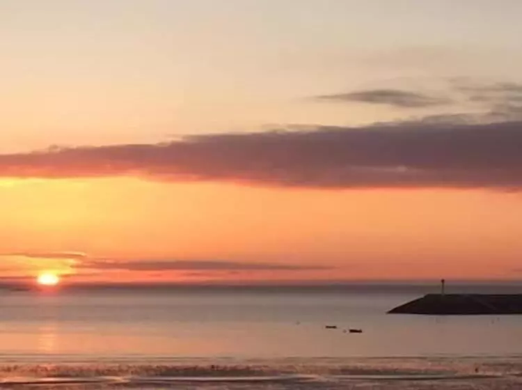 فندق De La Plage D Erquy