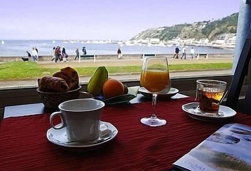 Otel De La Plage D Erquy