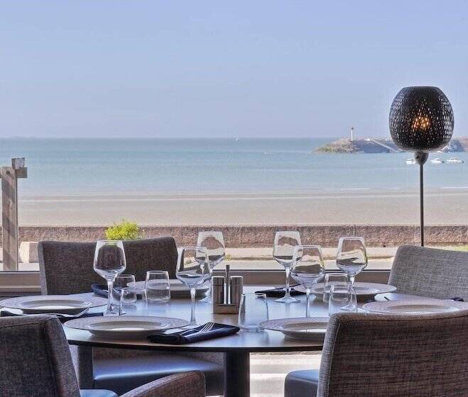 Otel De La Plage D Erquy