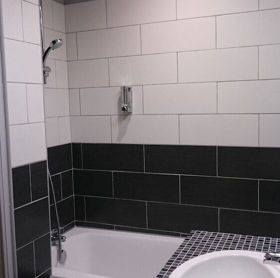 Отель De La Plage