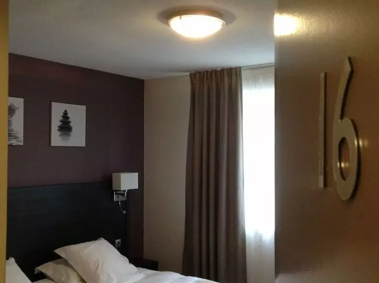 Отель De La Plage