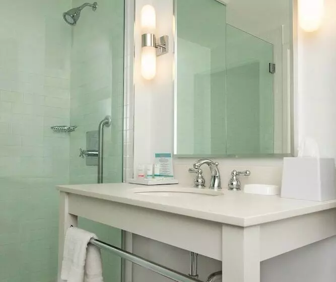 酒店 Four Points By Sheraton Cambridge Kitchener, Ontario