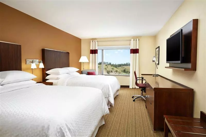 Hotel Four Points By Sheraton Kelowna Airport