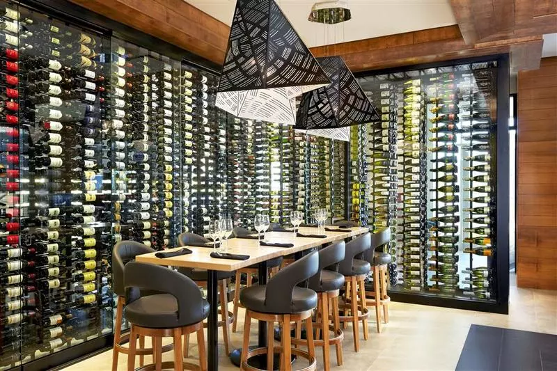 Hotel Four Points By Sheraton Kelowna Airport