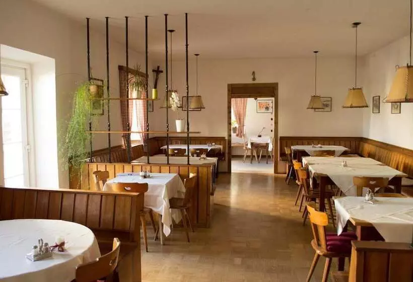 Отель Gasthof Albergo Kreuzwirt