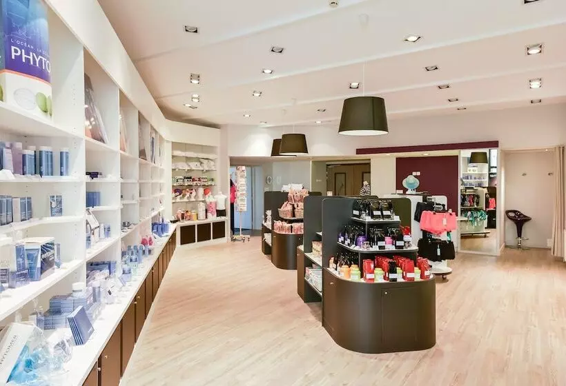 هتل Hôtel Valdys Thalasso & Spa Beau Rivage