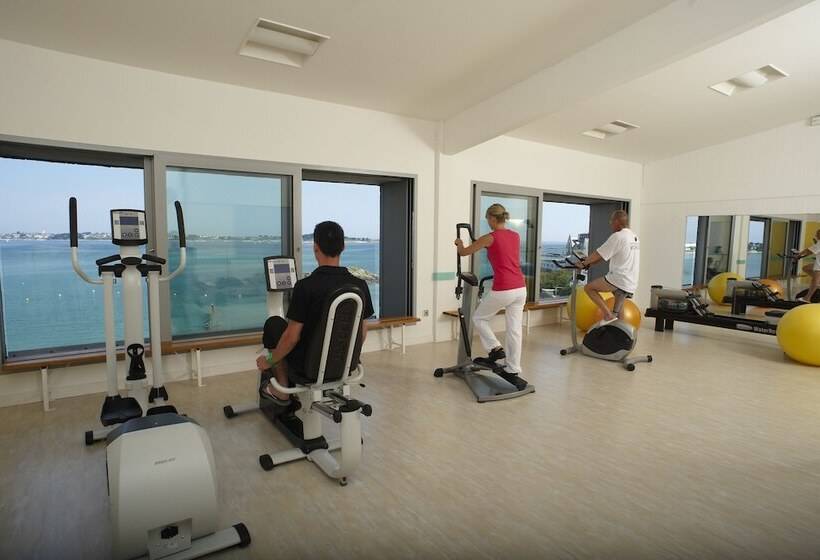 فندق Hôtel Valdys Thalasso & Spa   Beau Rivage