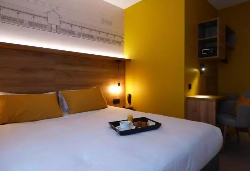 בית מלון כפרי Hôtel Des Halles