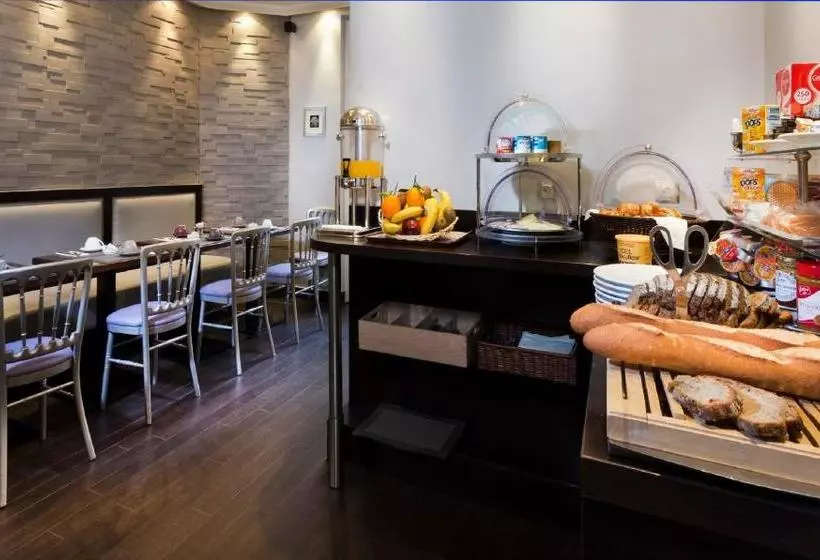 هتل Hôtel Donjon Vincennes