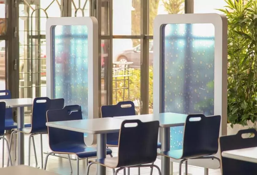 هتل Ibis Budget Madrid Alcalá De Henares La Dehesa