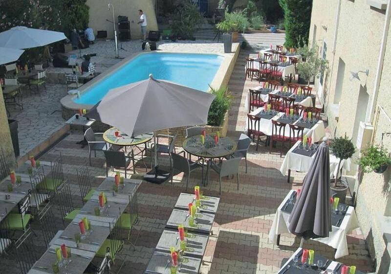 Отель Logis Hôtel La Bastide D Entraigues