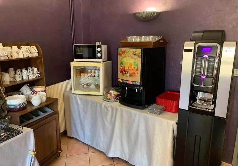 호텔 Logis Hôtel La Bastide D Entraigues