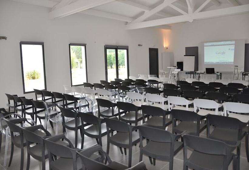 فندق Le Mas Du Terme