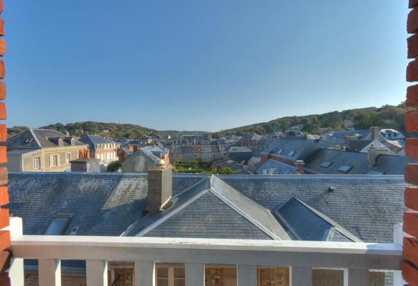 هتل Le Rayon Vert