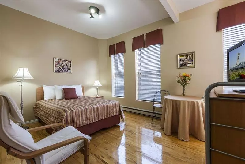 בית מלון כפרי Quartier Des Spectacles