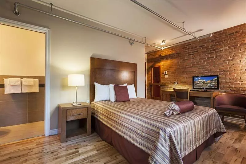 בית מלון כפרי Quartier Des Spectacles