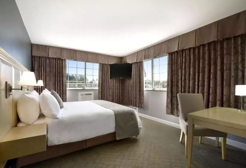 Hotel Red Lion Inn & Suites Abbotsford