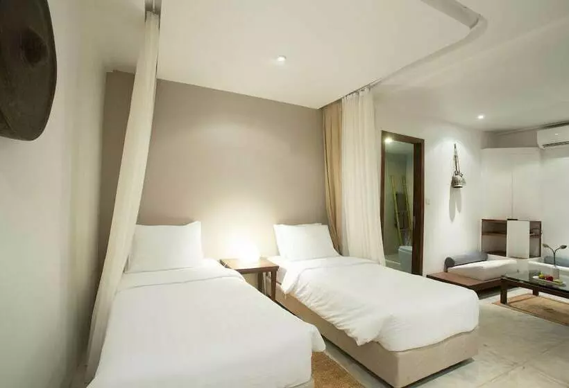 ホテル Rokkhak River Resort