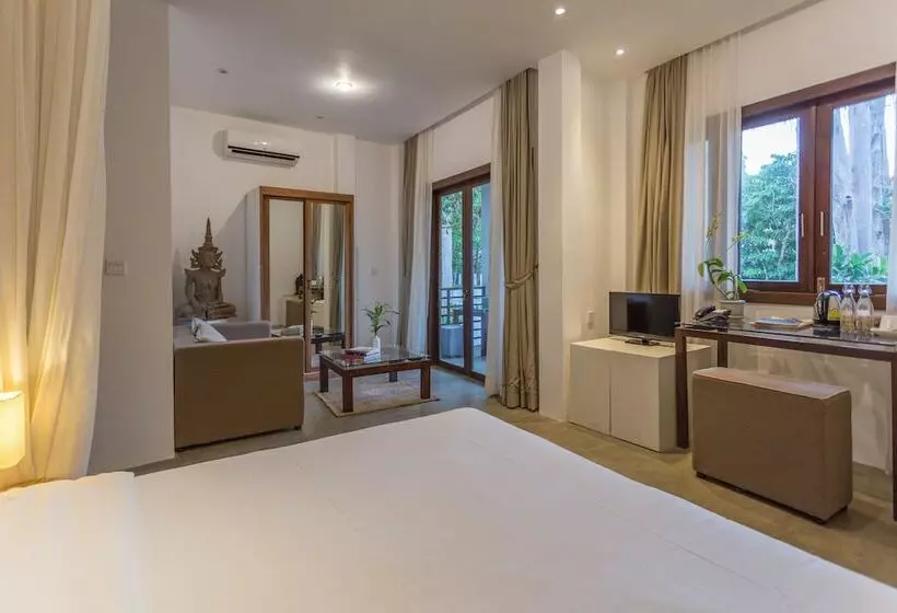 ホテル Rokkhak River Resort