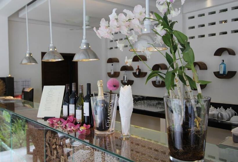 هتل Rokkhak River Resort