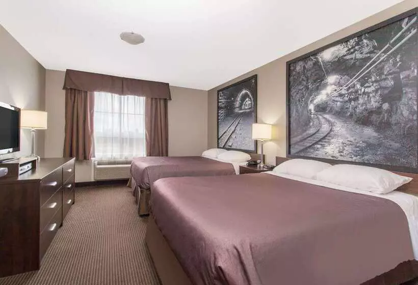 Отель Super 8 By Wyndham Red Lake On