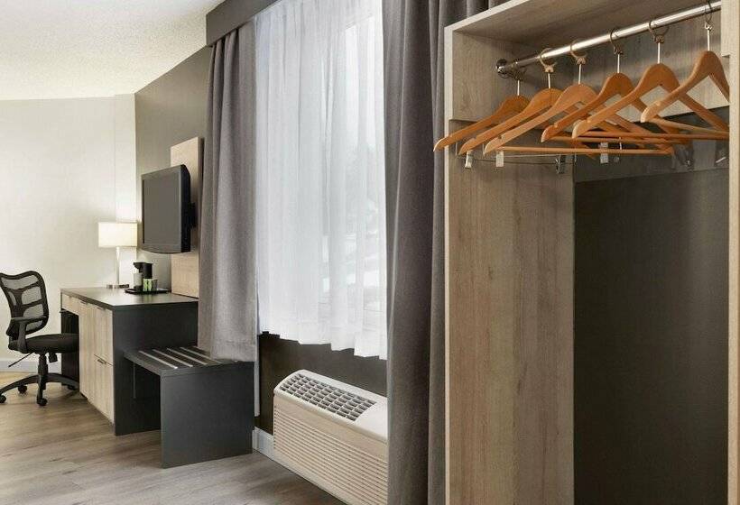 فندق Travelodge By Wyndham Alma