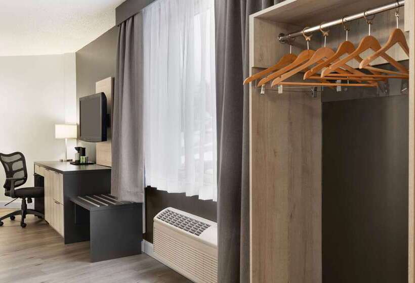 فندق Travelodge By Wyndham Alma