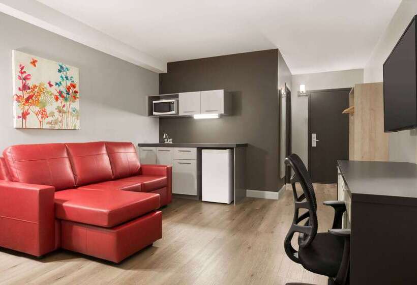 فندق Travelodge By Wyndham Alma