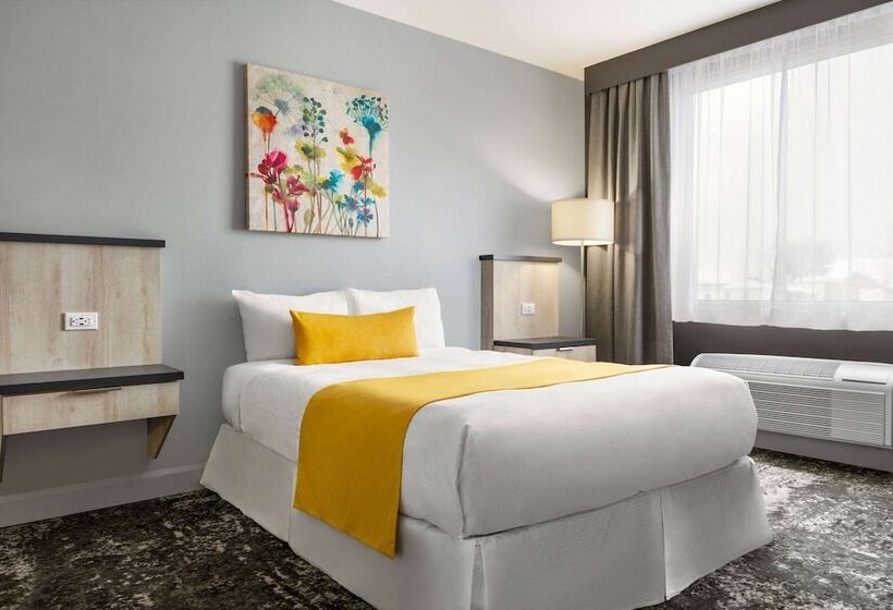 فندق Travelodge By Wyndham Alma