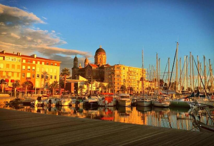 Le Thimothée : Hôtel & Studios