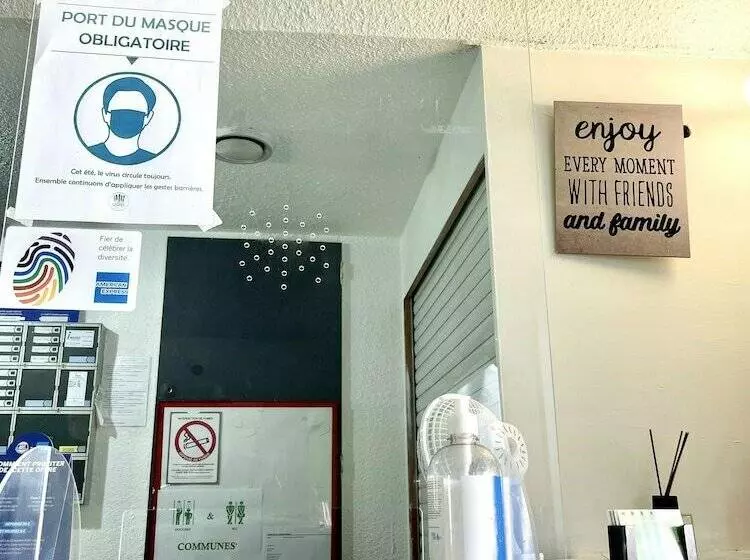 Lemon Hotel Ch Futuroscope