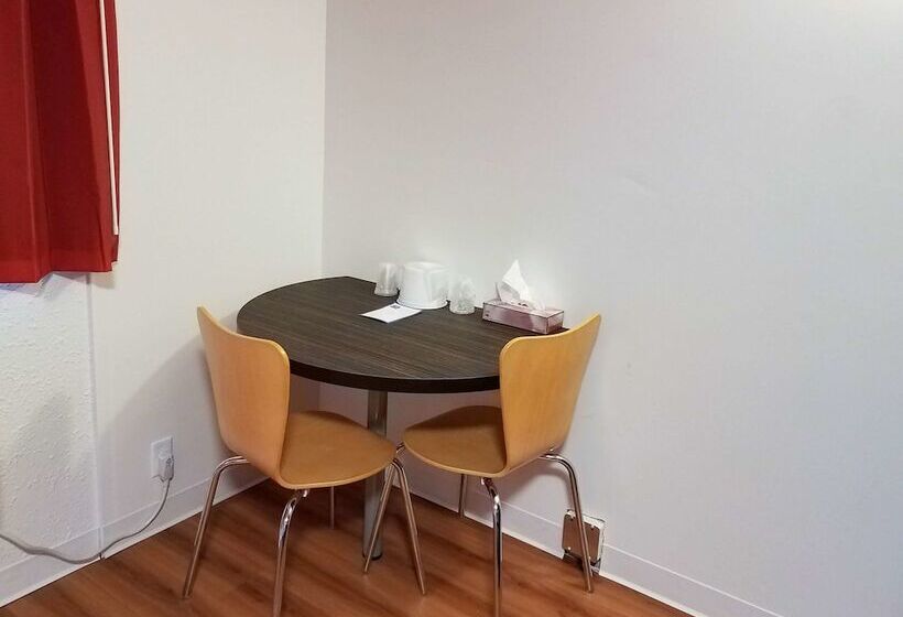 Motel 6 Cranbrook, Bc