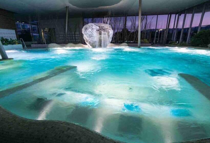 渡假胜地  Barriere Ribeauville