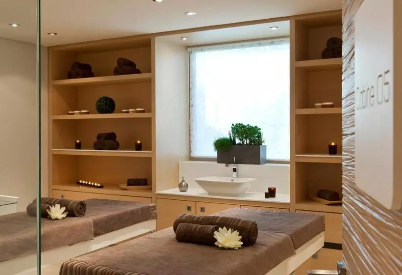 אתר נופש Barriere Ribeauville