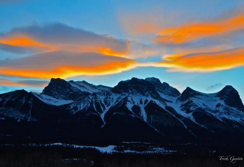 منتجع Sunset Mountain Inn