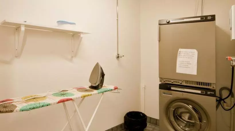 호스텔 Vuokrahuone Design Accommodation