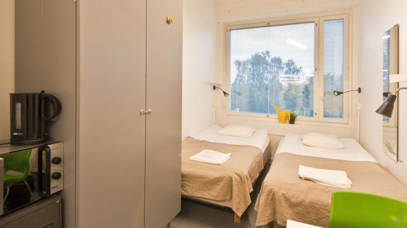 הוסטל Vuokrahuone Design Accommodation