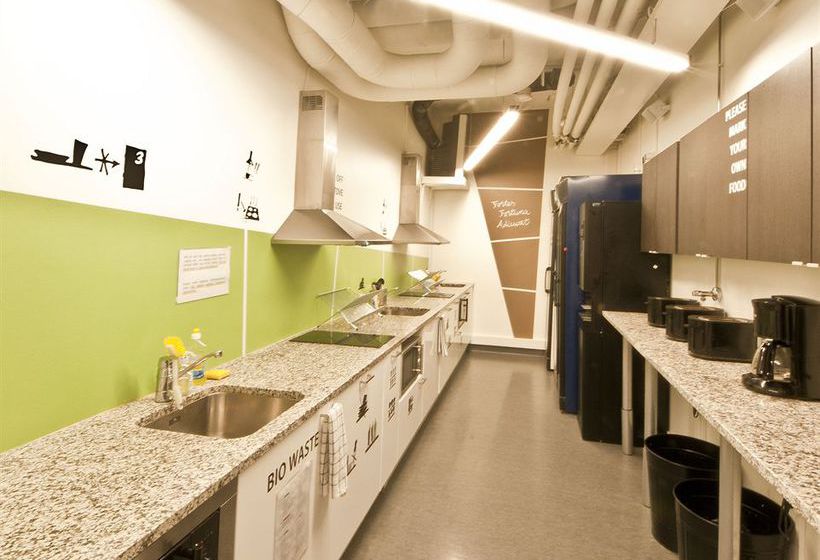 הוסטל Vuokrahuone Design Accommodation