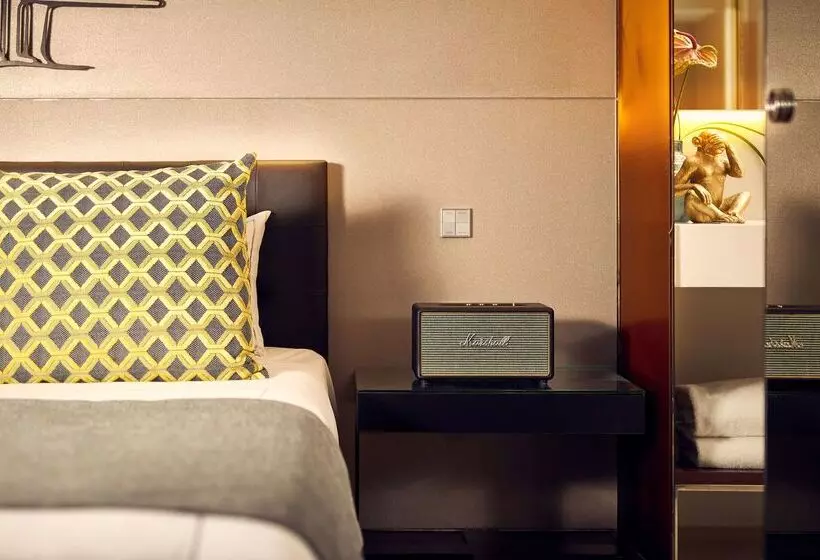 Art Otel Amsterdam, Powered By Radisson Hotels